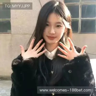 蒙炯芊